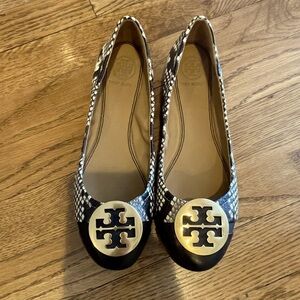 Tory Burch Minnie Cap-Toe Travel Ballet Flat, size 5.5
